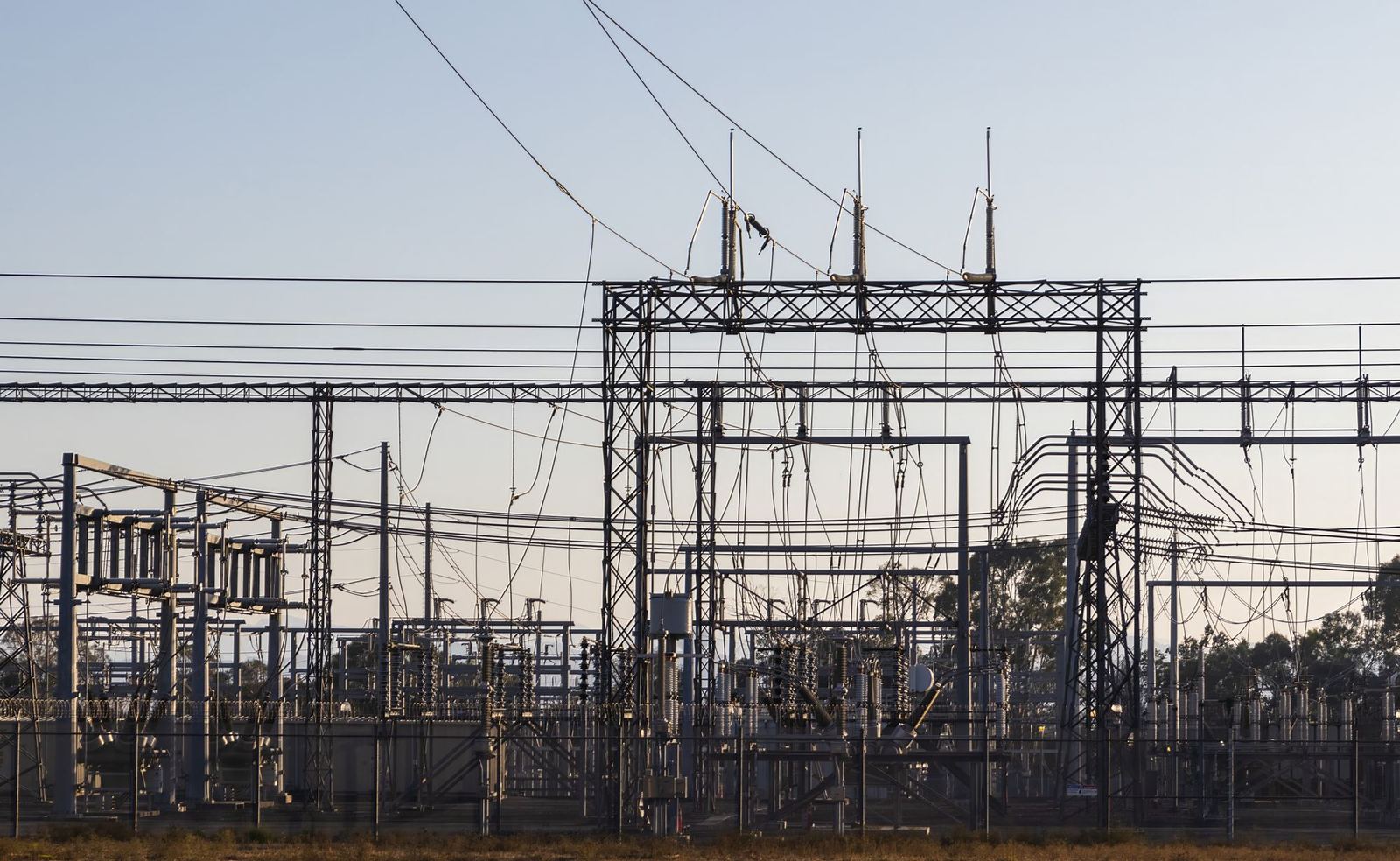 Subestación eléctrica de alta tensión